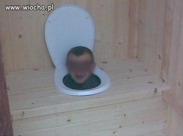 Utknąłem jak robiłem kupe