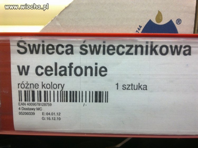 Świeca w celafonie