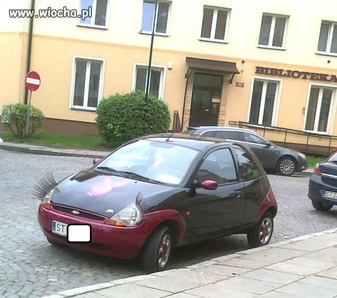 Dać kobiecie samochód 