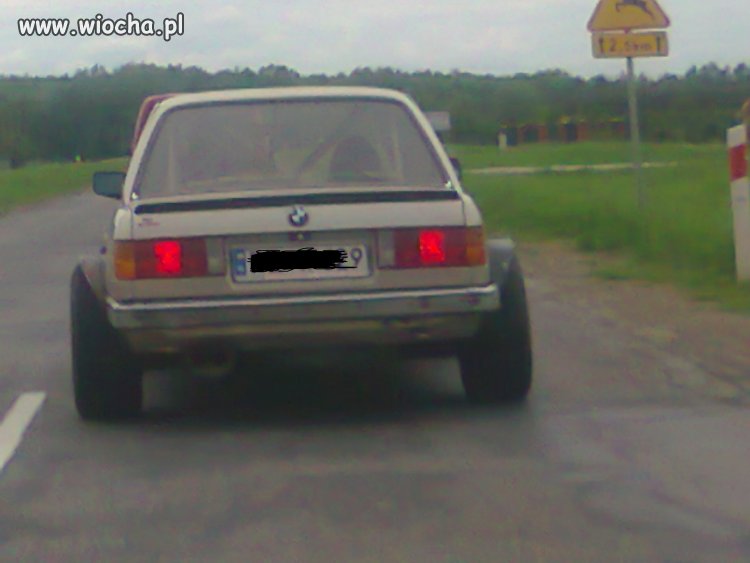 BMW E30