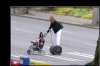 Spacerek z dzieckiem