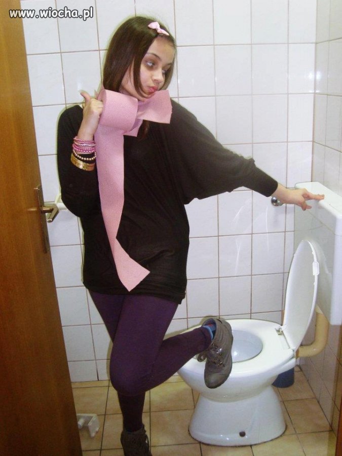 Przy kibelku najlepiej wychodzą zdjęcia . 