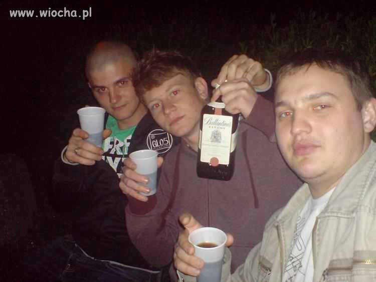 Ballantines w kubkach plastikowych