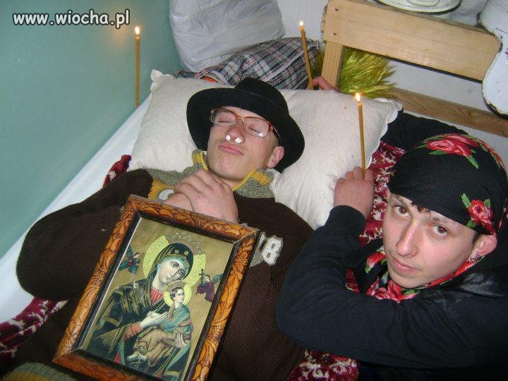 Pierwsza przymiarka do trumny udana...