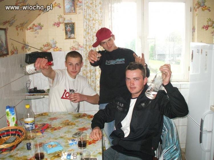 Grubo, podpis pod zdjęciem 