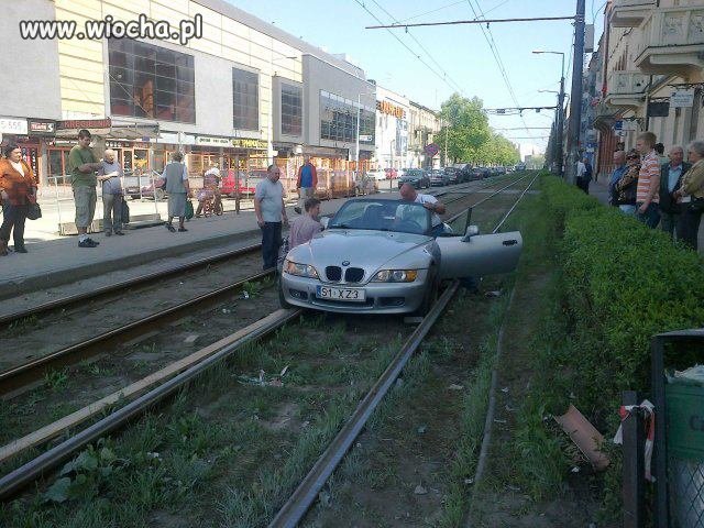 Chciał zrobić z BMW tramwaj...
