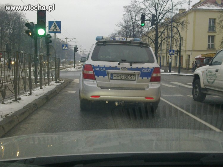 Brak włączonych swiateł - niektórym wolno
