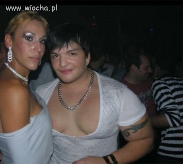 Przepraszam która to kobieta?