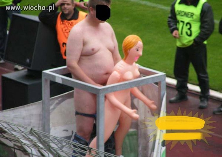 Oj poniosło kibica.