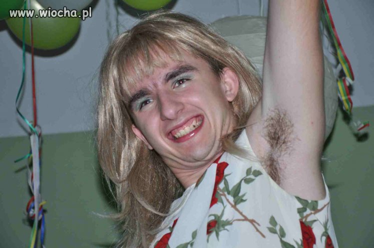 I'm sexy and I know it. 