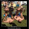 Ups...chyba coś się wysunęło...