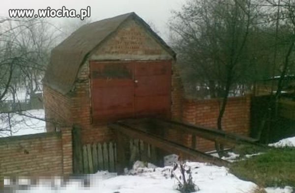 Garaż na piętrze