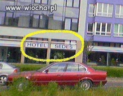 Hotel...