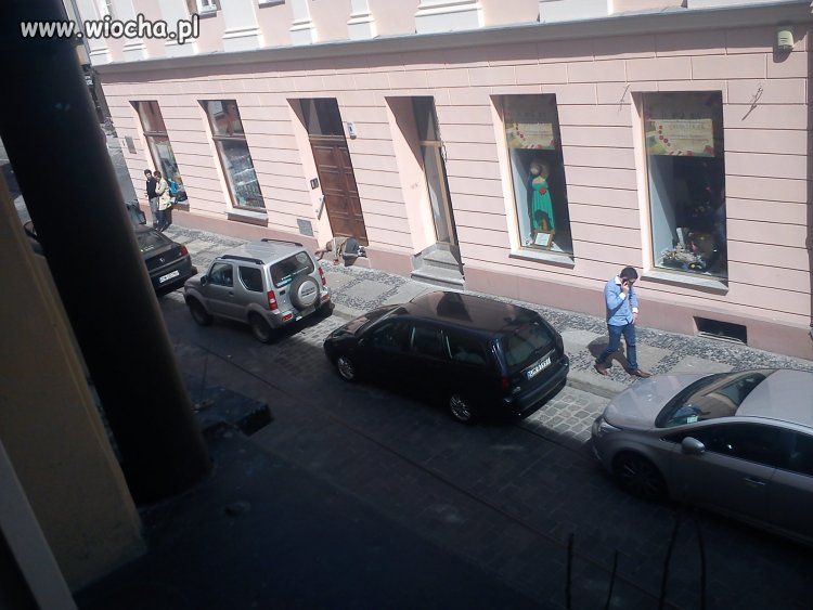 Wstałem, otwieram okno...a niektórzy jescze śpią