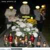 Odwiedziny dziadka na cmentarzu