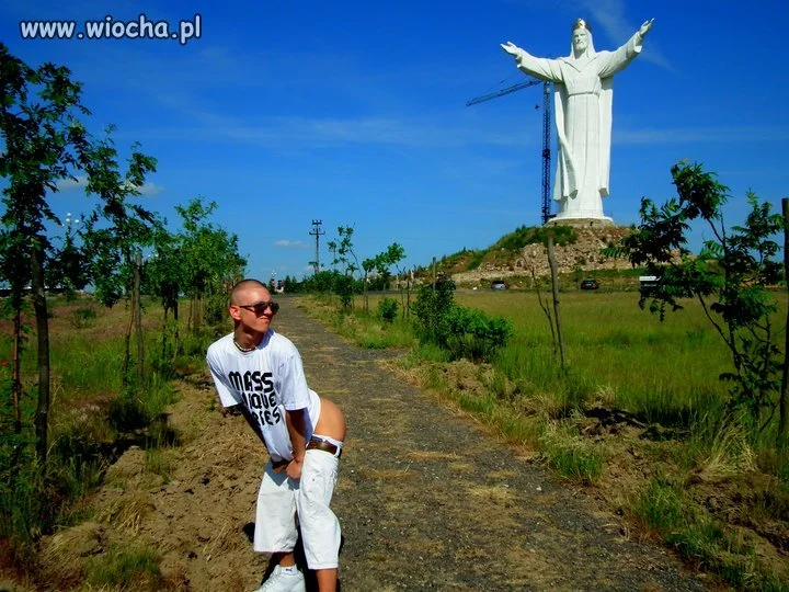 Do religii się nie nakałania...