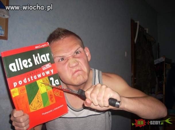 Nie wiem co bierze ale coś na pewno.