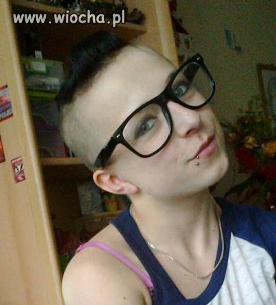 Modna fryzura 2012!!!