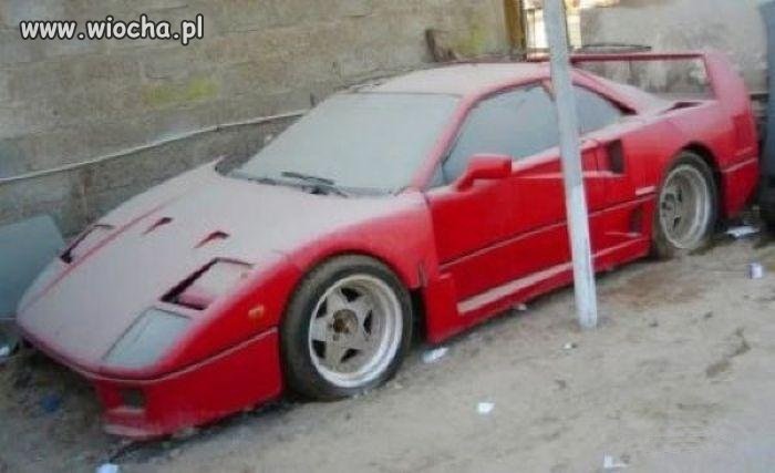 Ferrari też można porzucić.
