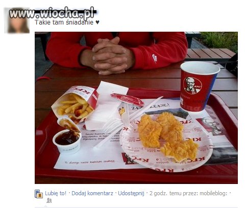 Facebook uderza do głowy