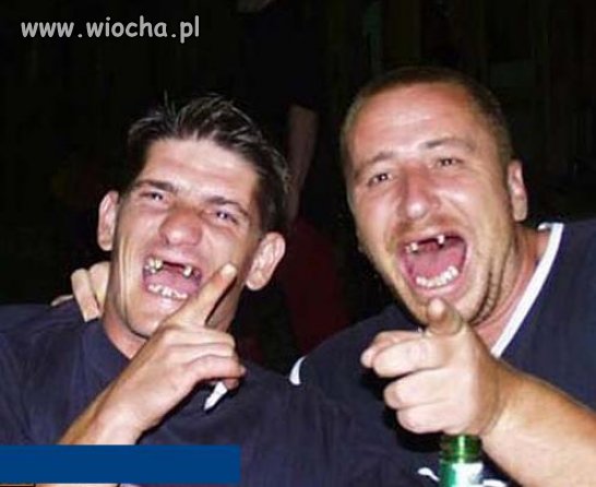 Chyba mają wspólnego dentystę