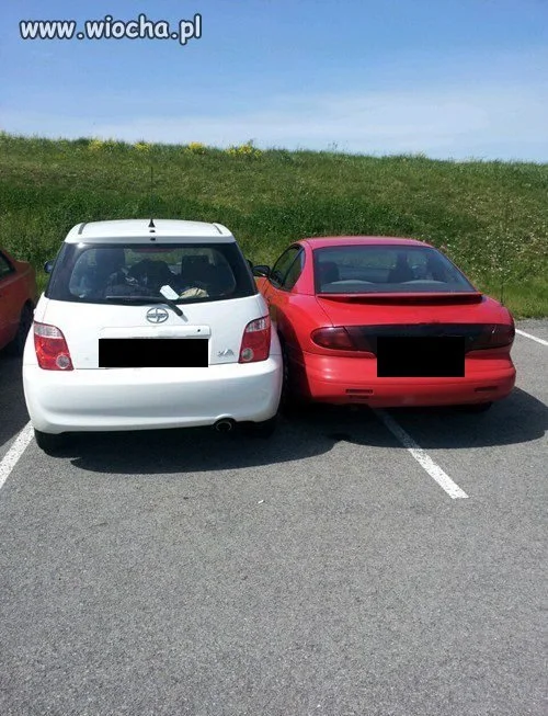Zajął dwa miejsca parkingowe