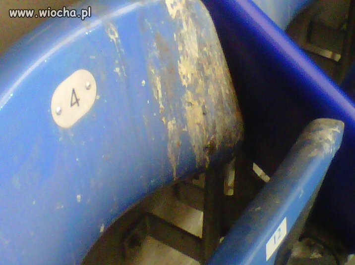 Tak wyglądają siedzenia na stadionie w Poznaniu
