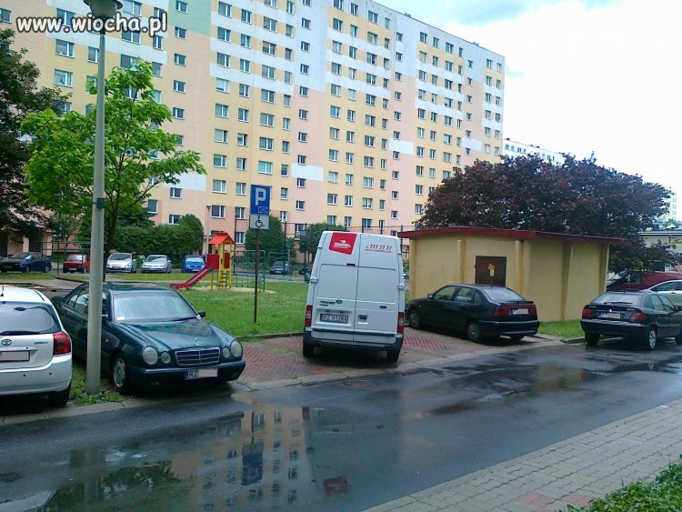 1 bus + 3 miejsca zajęte = niepełnosprawny driver
