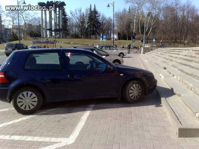 Gdyby mógł wjechałby na schody...