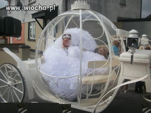 Do kościoła na komunię