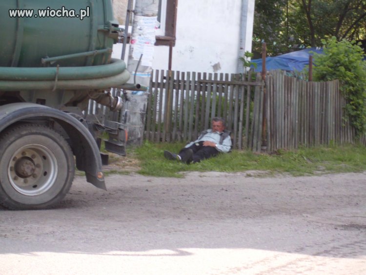 Zmęczony po robocie.