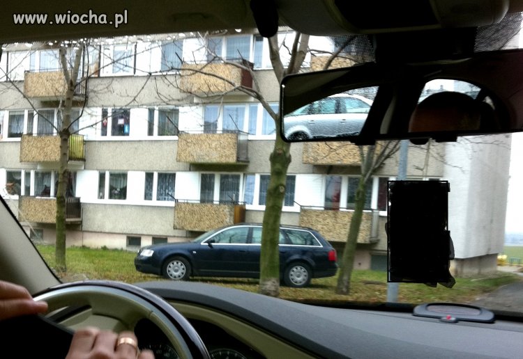Mistrz parkowania...