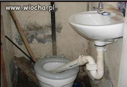 Że ta rura jest jeszcze czysta...