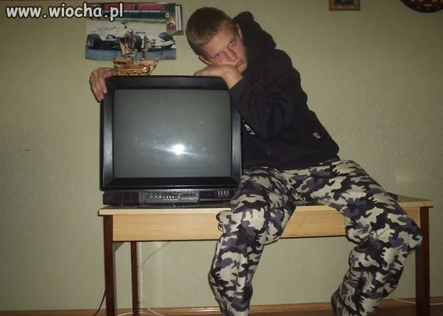 Ja z moim nowym telewizorem 