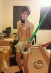 Mistrz Yoda  z dwoma mieczami