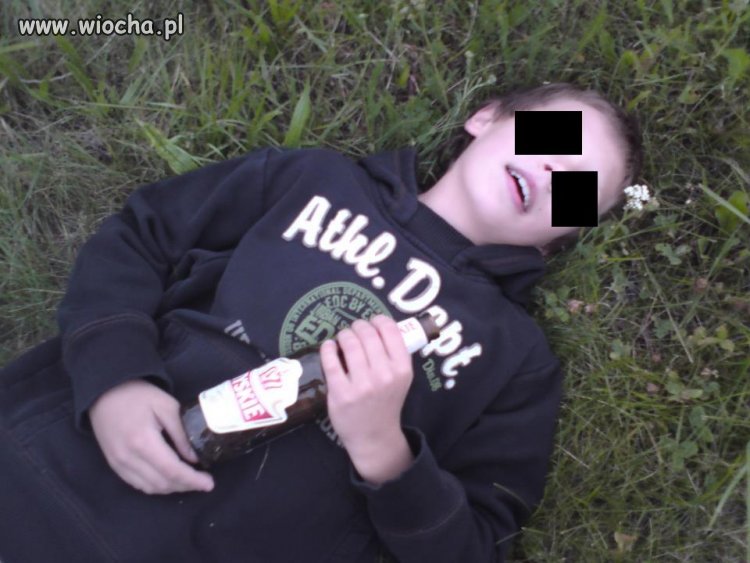 Hahaha to dziecko ma 9 lat 