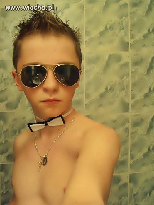 Czyżby to był ?! Boski żigolo ruszający na łowy ?!