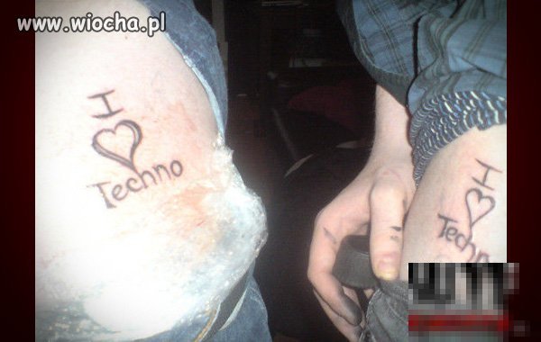 KOCHAM TECHNO!