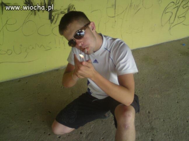 Lans na okulary i fajkę.
