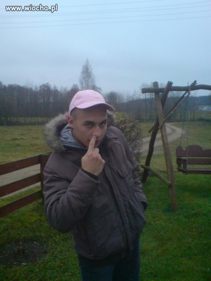 Różowa czapeczka