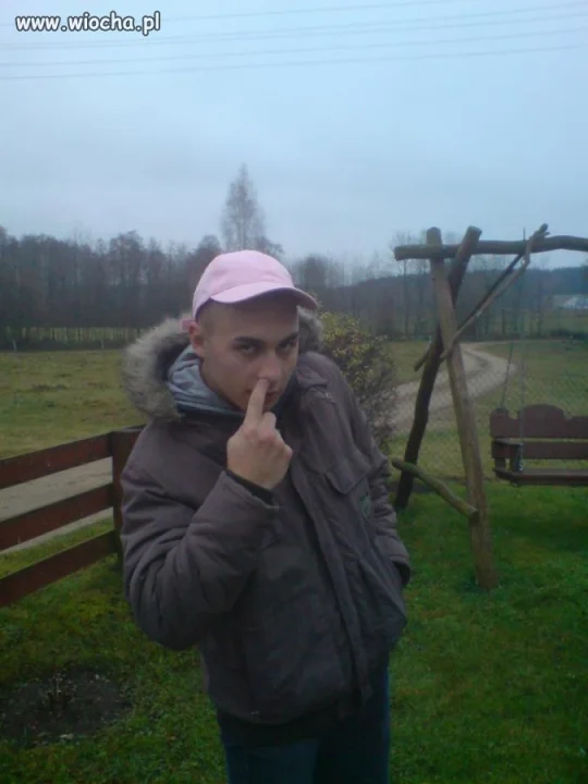 Różowa czapeczka