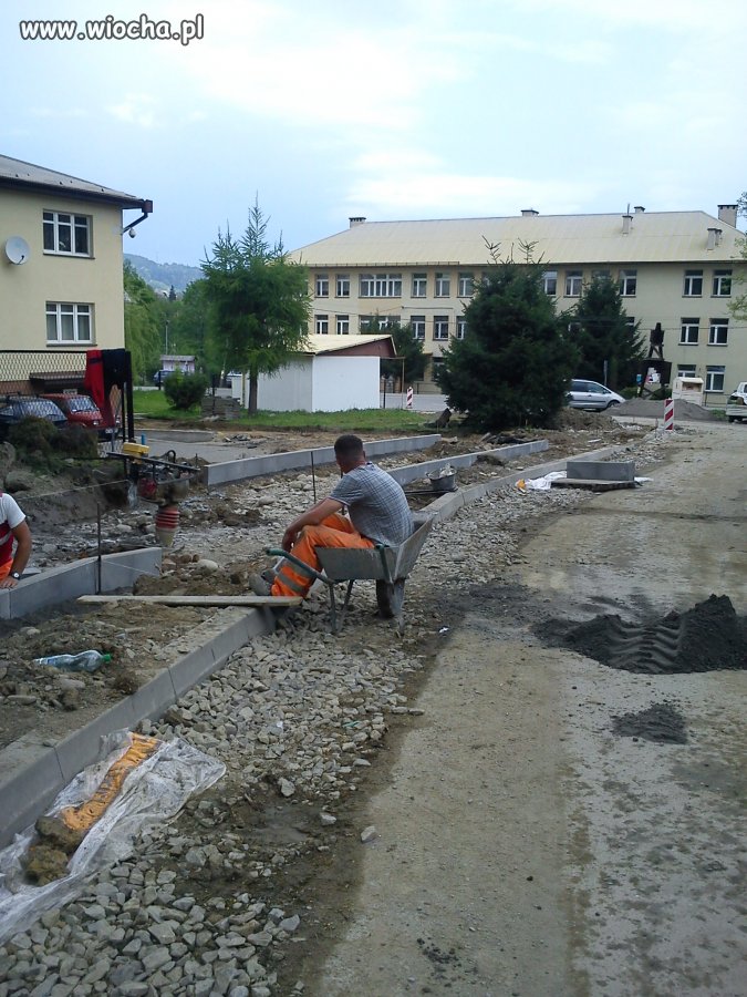 Robota idzie