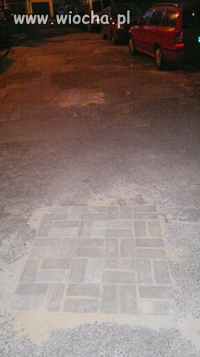 Jakże kreatywne i pomysłowe łatanie dziur w drodze