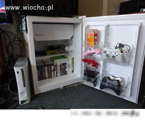 Lodówka sprzęt uniwersalny