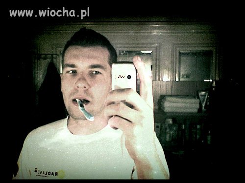 Nie takie zwykłe zdjęcie w lustrze.