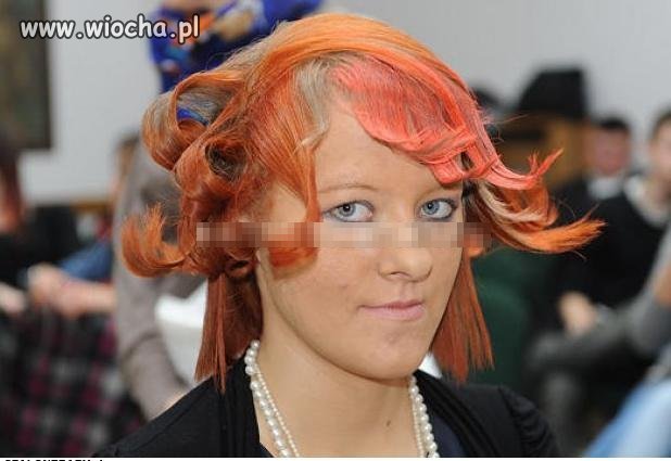 Nowe trendy !!! Druty zamiast włosów !