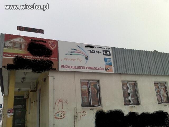 Coś tu nie pasuje,