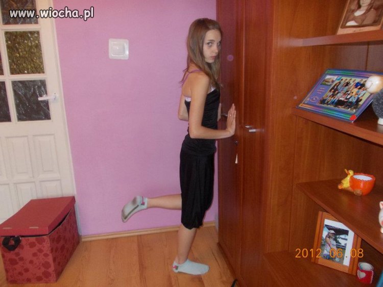 Nie śpię bo trzymam szafę