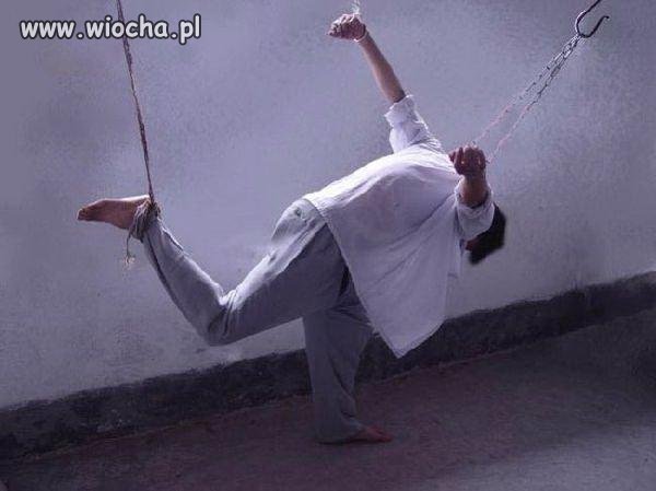 Chiny,bo za wolno pracował