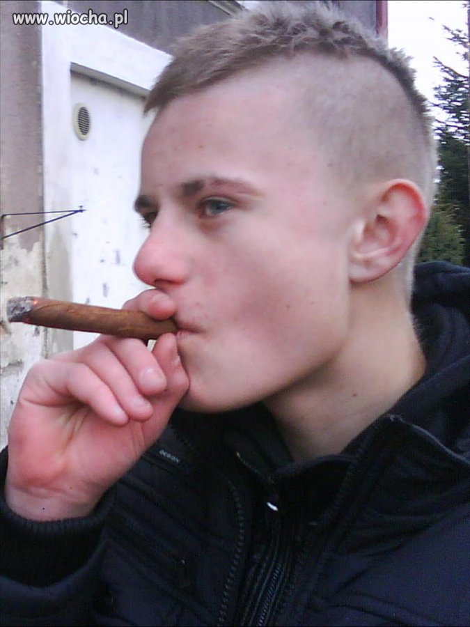 Mam 14 lat i pale cygaro.